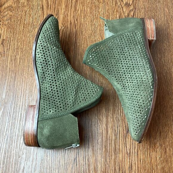 KELSI DAGGER Olive Green Faux Suede Cutout Booties Size 8 - Picture 3 of 6